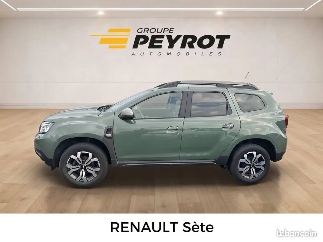 Dacia Duster 2024 photo 2