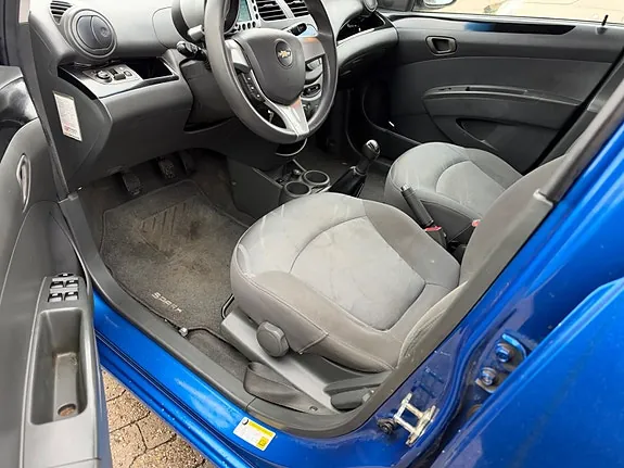 Chevrolet Spark 2011 photo 5