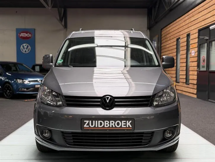 Volkswagen Caddy 2013 photo 2