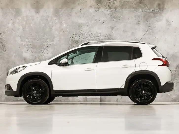 Peugeot 2008 2017 photo 2