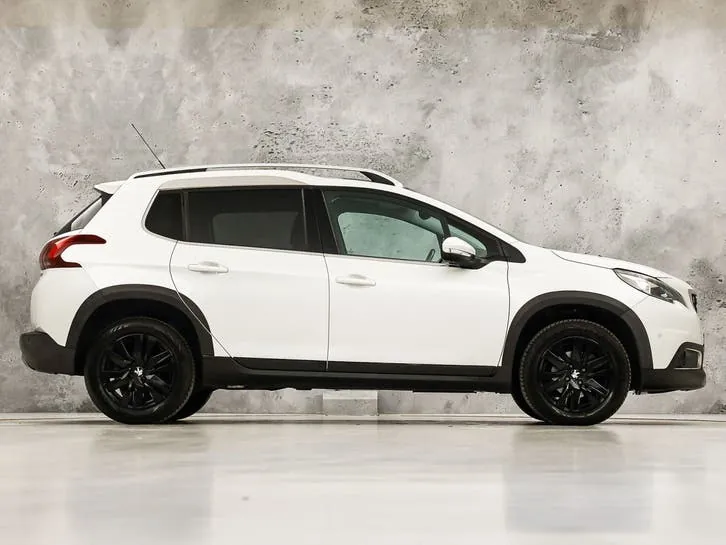 Peugeot 2008 2017 photo 3