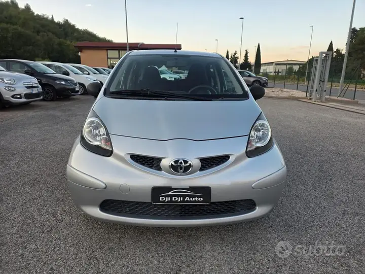 Toyota Aygo 2007 photo 2