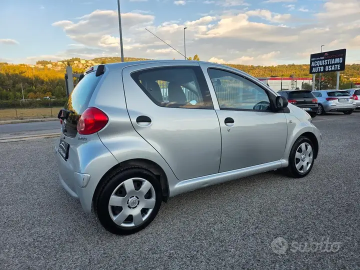 Toyota Aygo 2007 photo 4