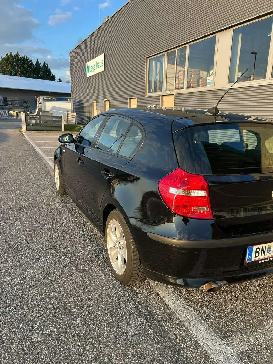 BMW 1 Series 2008 photo 3