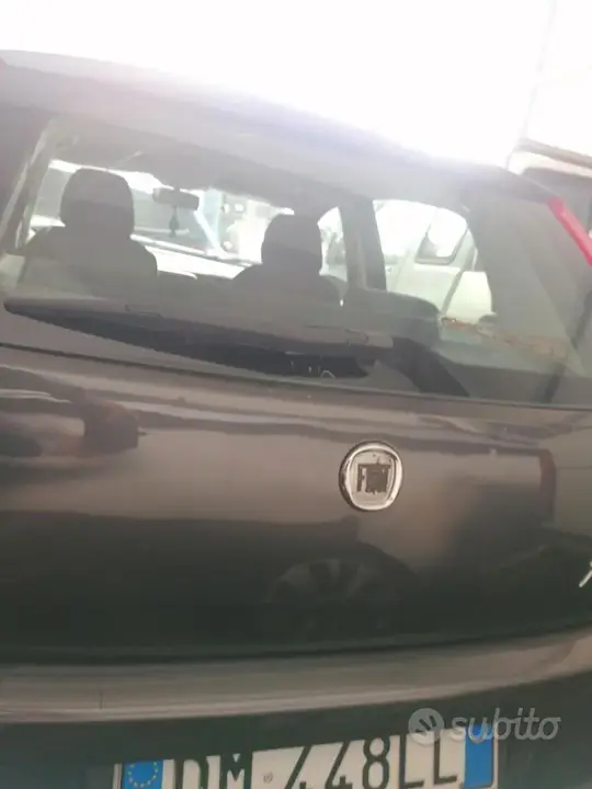Fiat Grande Punto 2007 photo 3