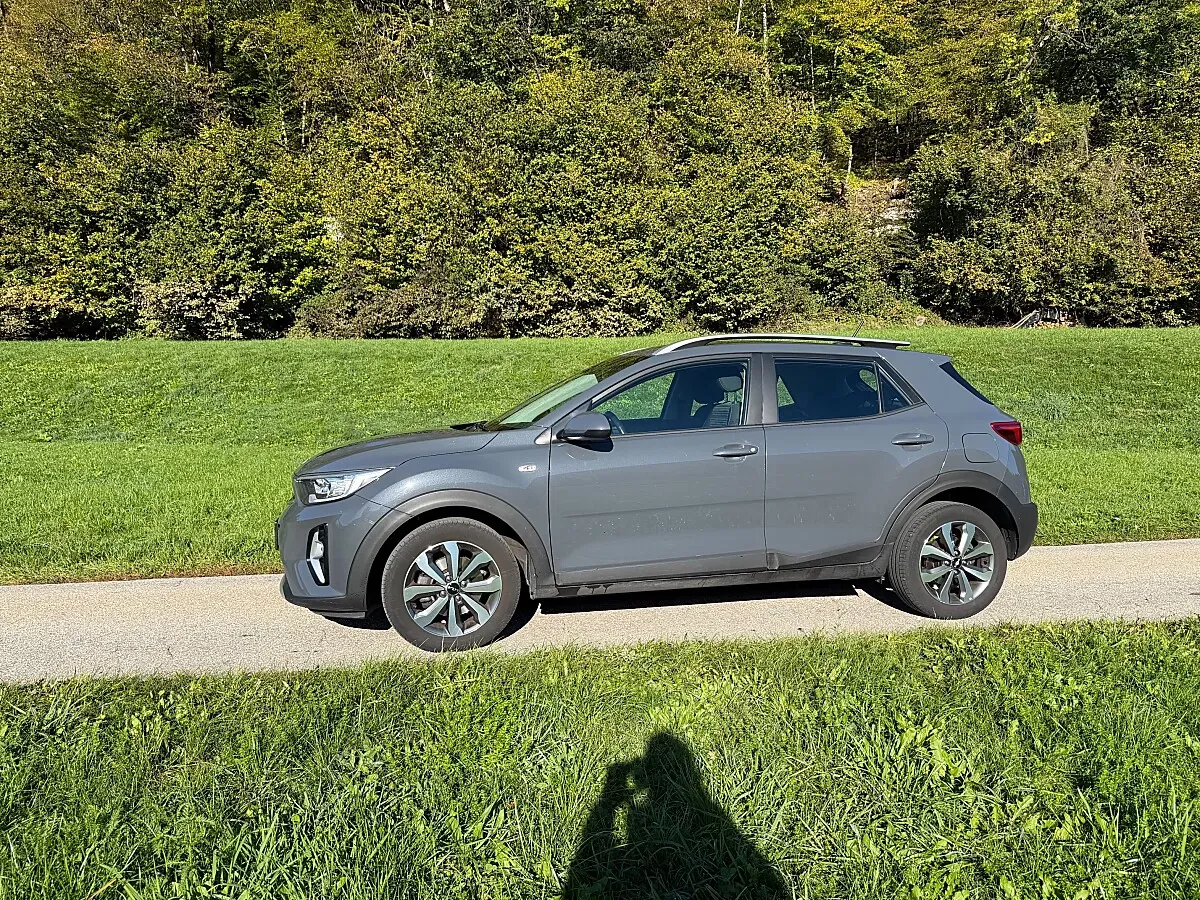 Kia Stonic 2022 photo 2