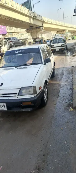 Suzuki Khyber