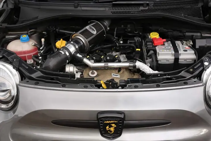Abarth 595 2018 photo 3