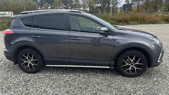 Toyota Rav4 2016 photo 4