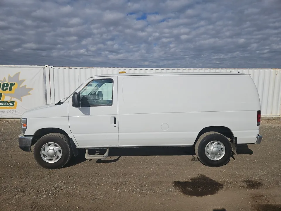 Ford E-Series 2012 photo 5