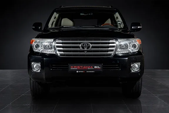 Toyota Land Cruiser 2013 photo 3
