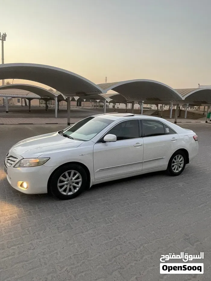 Toyota Camry 2010 photo 2