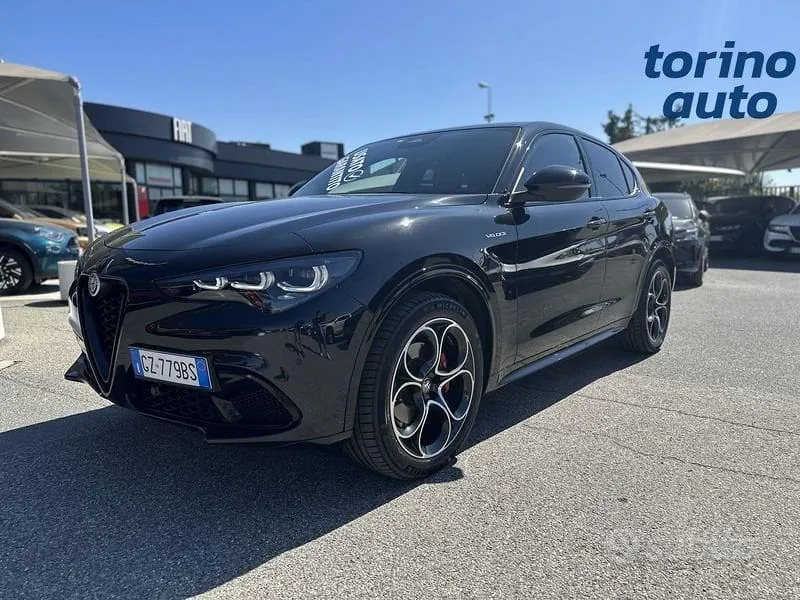Alfa Romeo Stelvio 2025 photo 3