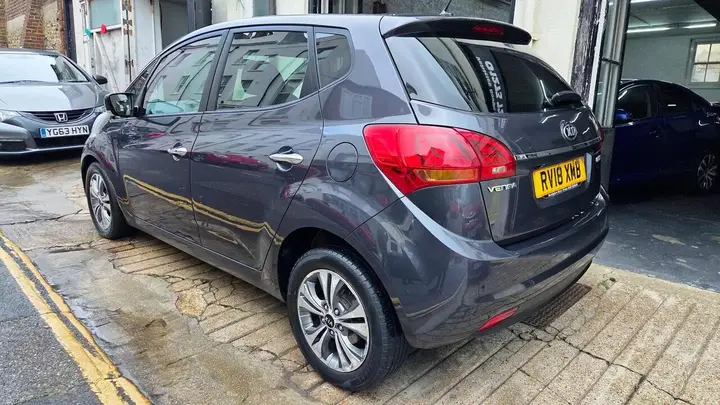 Kia Venga 2018 photo 3