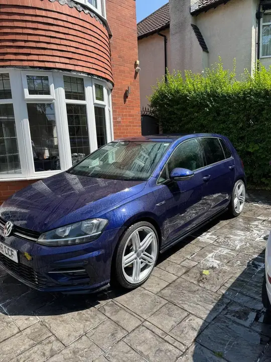 Volkswagen Golf 2018 photo 2