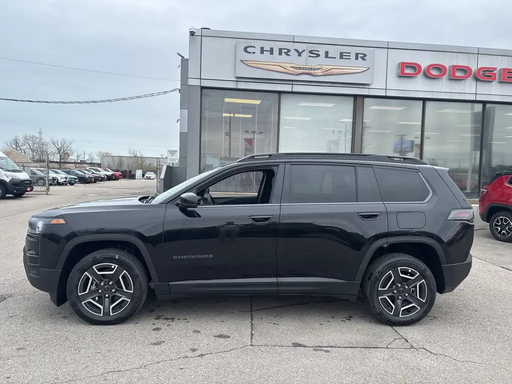 Jeep Cherokee 2026 photo 3