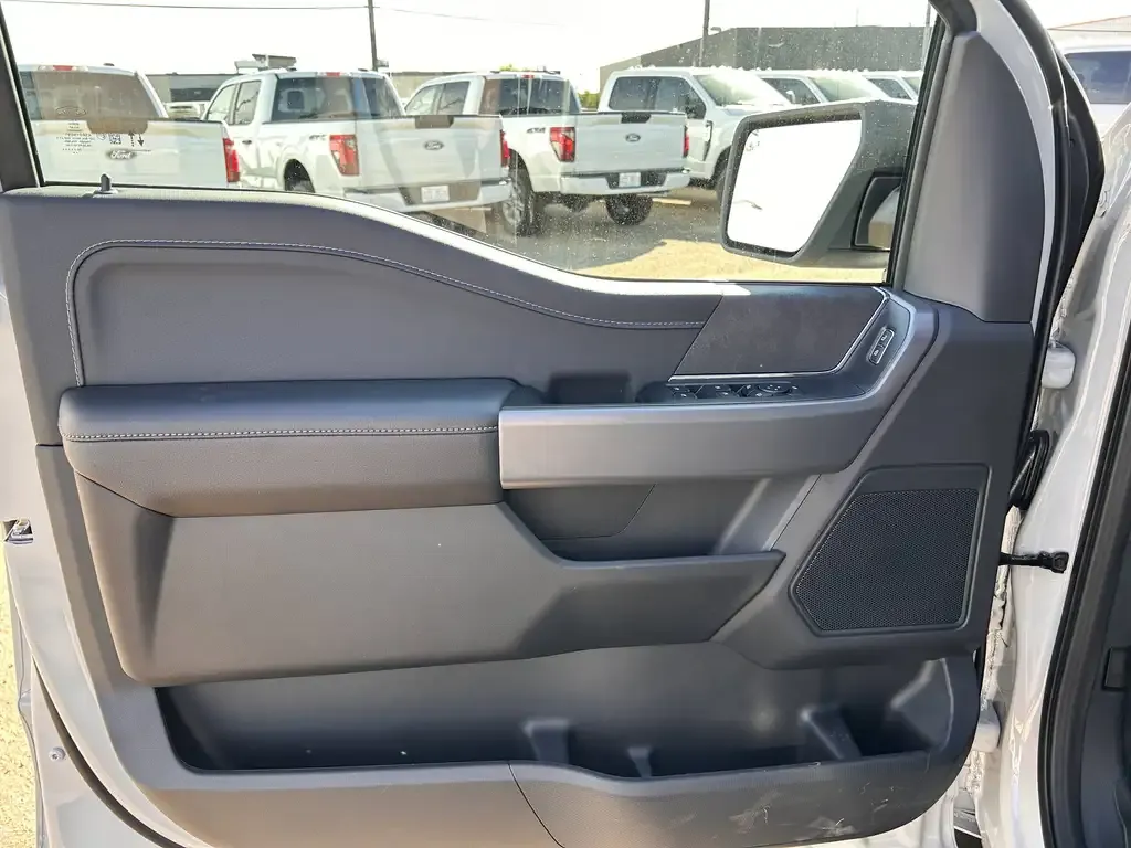 Ford F-150 2026 photo 5