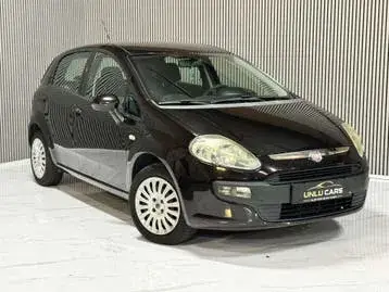 Fiat Grande Punto 2010 photo 3