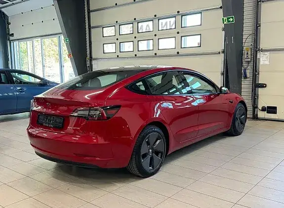 Tesla Model 3 2022 photo 5