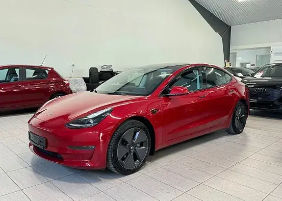 Tesla Model 3 2022 photo 4