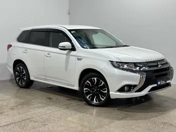 Mitsubishi Outlander 2016 photo 2