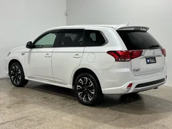 Mitsubishi Outlander 2016 photo 3
