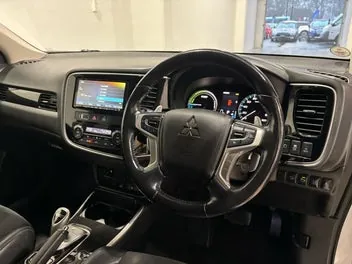 Mitsubishi Outlander 2016 photo 4