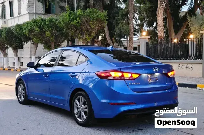 Hyundai Elantra 2017 photo 5