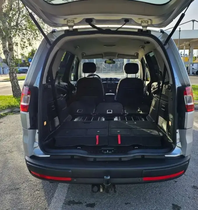 Ford Galaxy 2014 photo 3