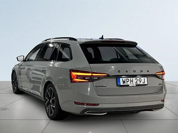 Skoda Superb 2023 photo 5