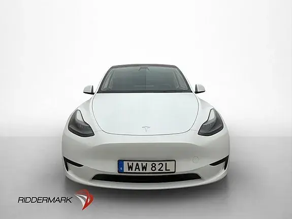 Tesla Model Y 2023 photo 2