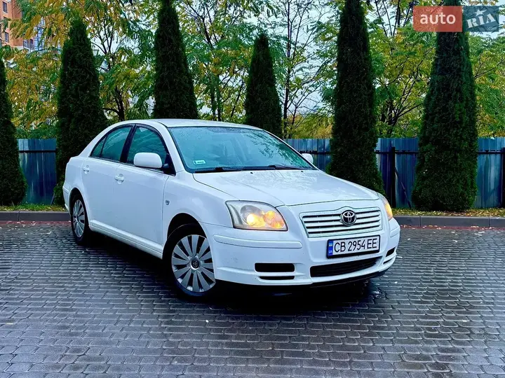Toyota Avensis 2004 photo 3