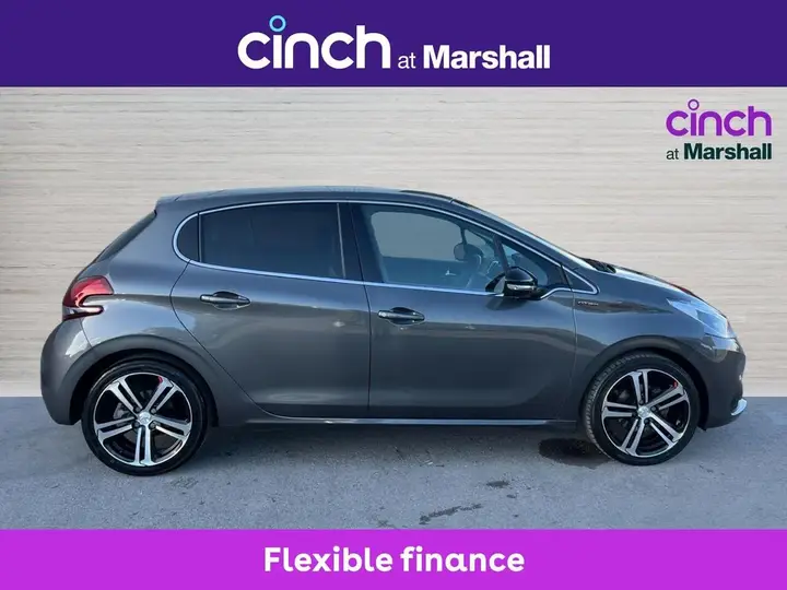 Peugeot 208 2018 photo 2