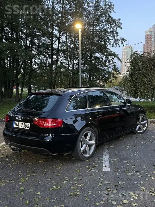 Audi A4 2009 photo 5