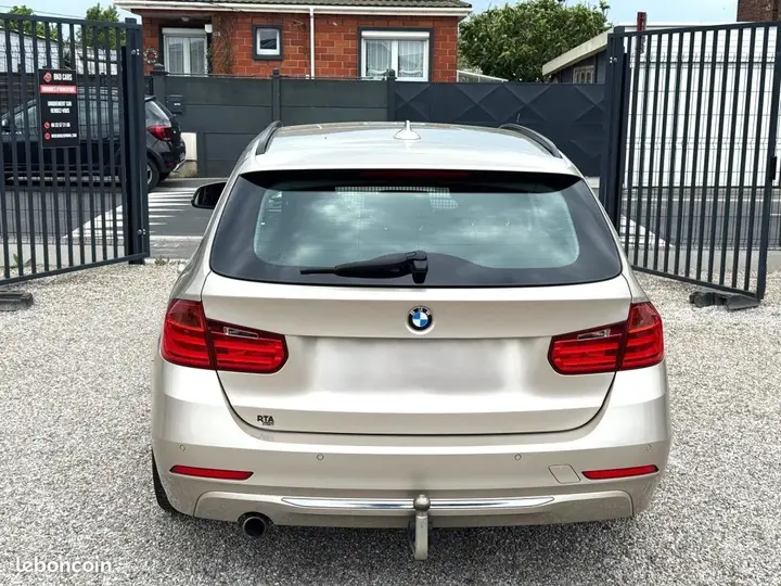 BMW Série 3 2014 photo 4