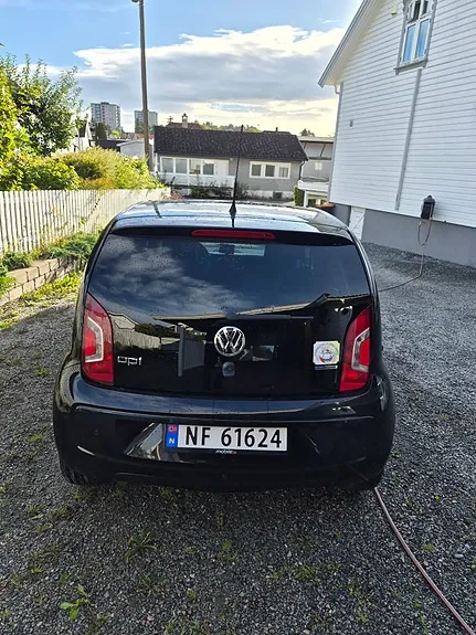 Volkswagen Up 2013 photo 3
