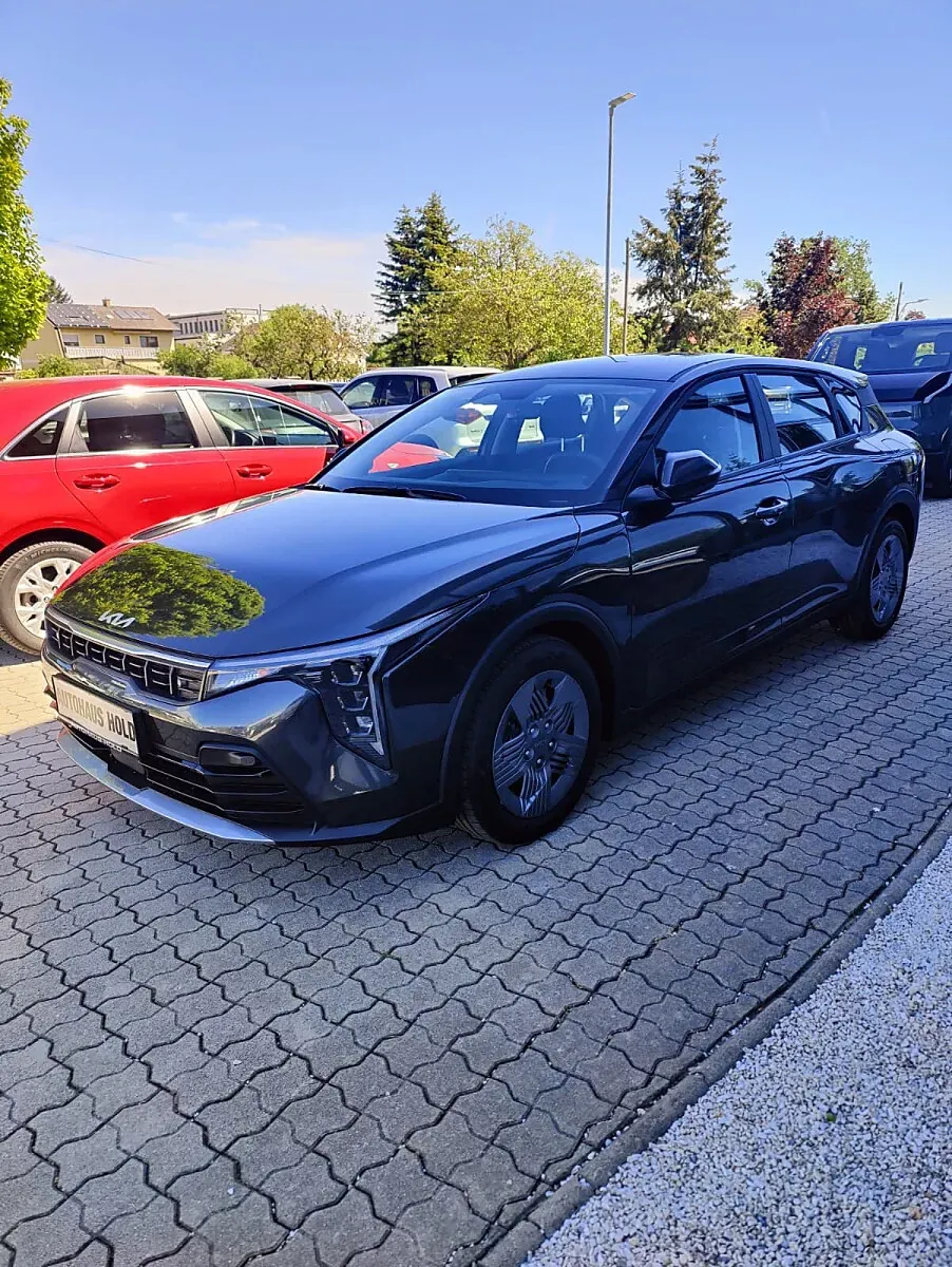 Kia K4 photo 3