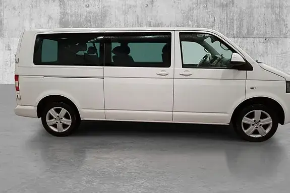 Volkswagen Caravelle 2012 photo 5
