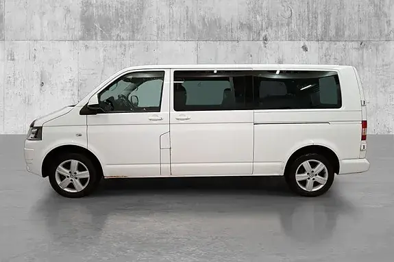 Volkswagen Caravelle 2012 photo 4