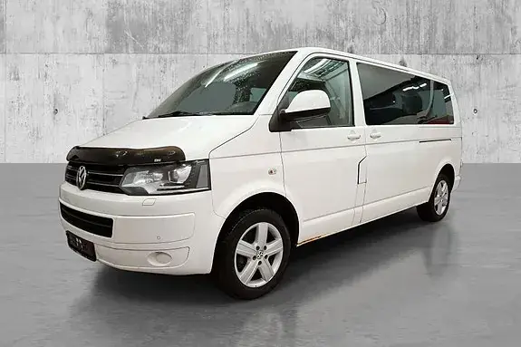 Volkswagen Caravelle 2012 photo 2