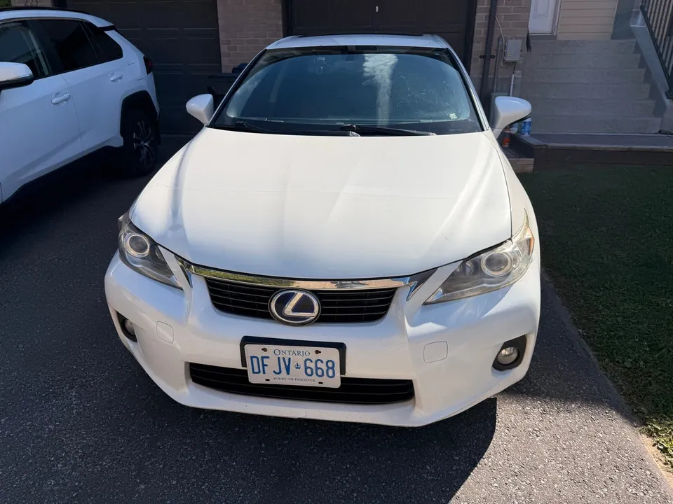Lexus Ct200H
