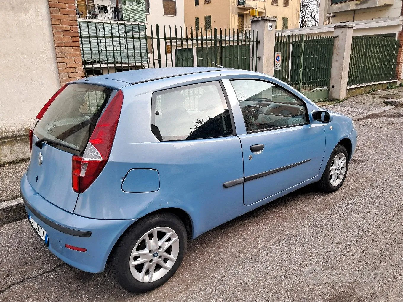 Fiat Punto 2004 photo 4