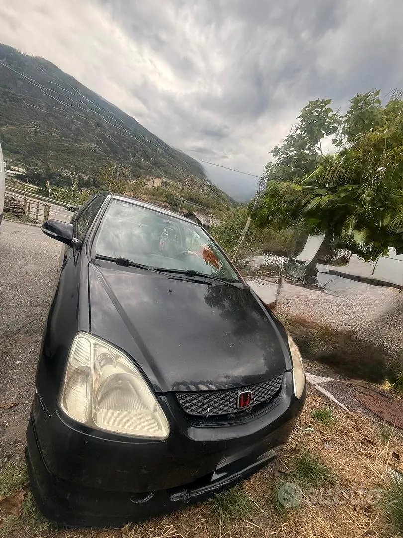 Honda Civic 2004 photo 5