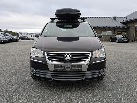 Volkswagen Touran 2007 photo 2