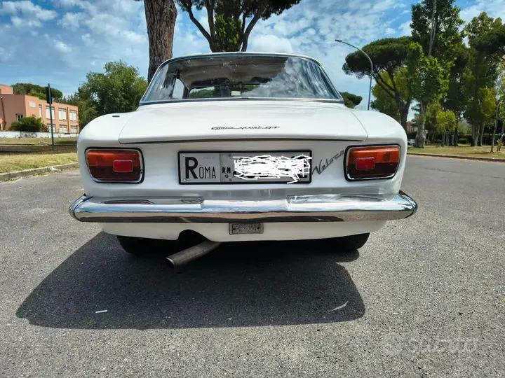 Alfa Romeo Giulia Gt Veloce 1966 photo 4