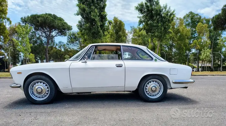 Alfa Romeo Giulia Gt Veloce