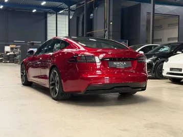 Tesla Model S 2023 photo 2
