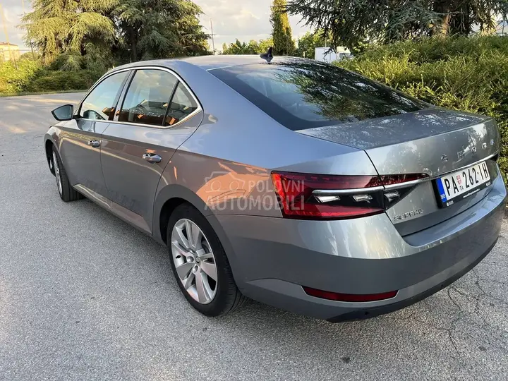 Skoda Superb 2021 photo 4