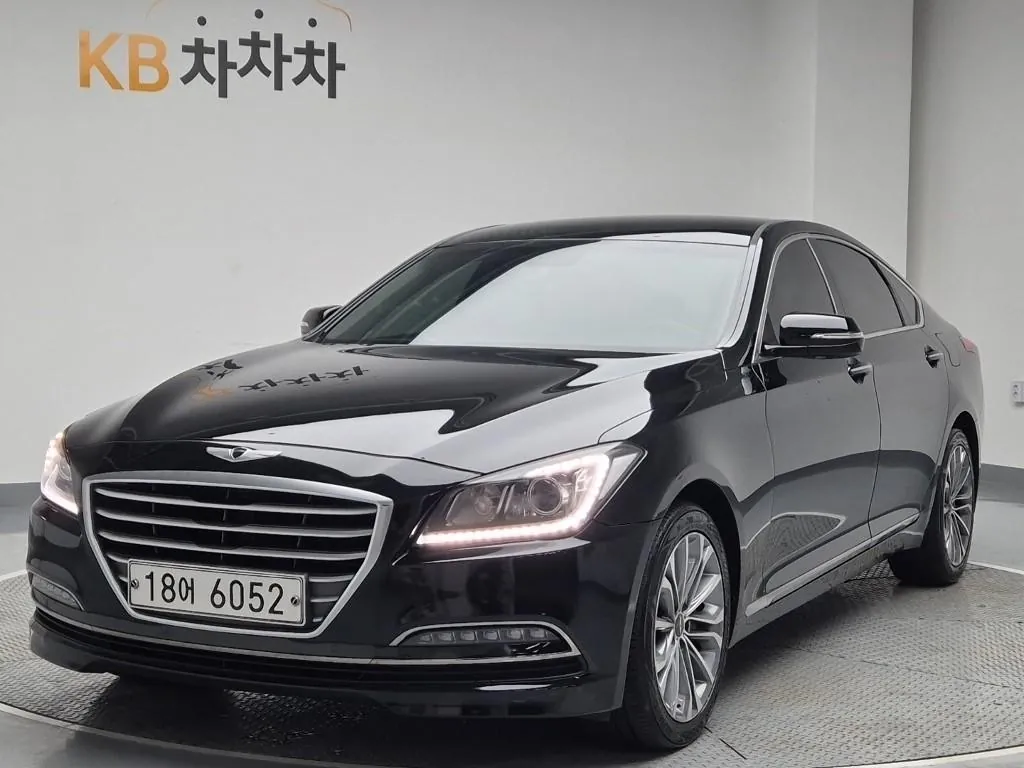 Hyundai Genesis