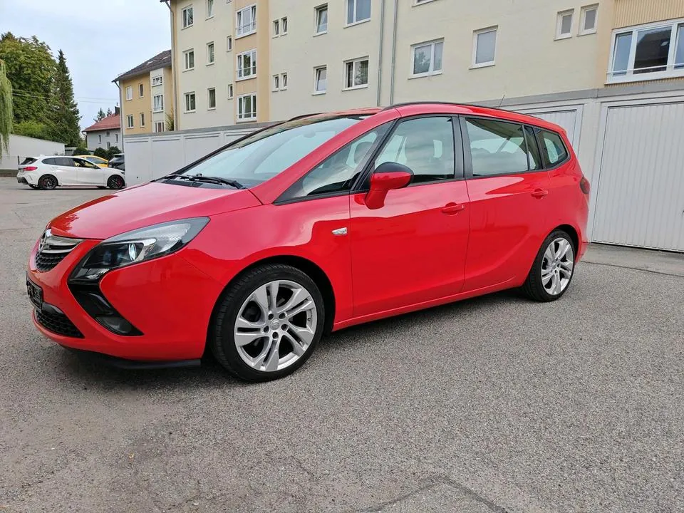 Opel Zafira Tourer